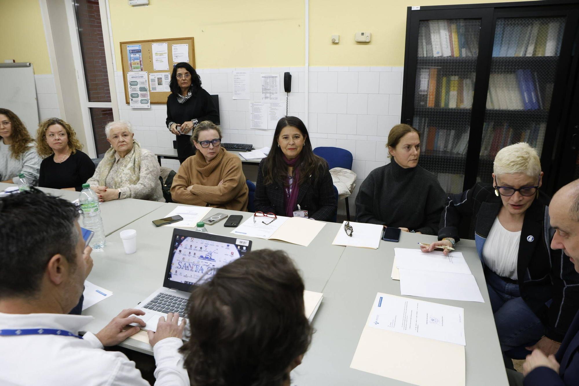 El Consejo de Salud celebrado en Gijón después del paro de la expansión de Cabueñes, en imágenes