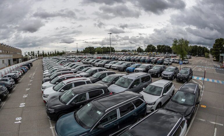 El precio de los coches nuevos, desbocado, puede ir a peor en 2025