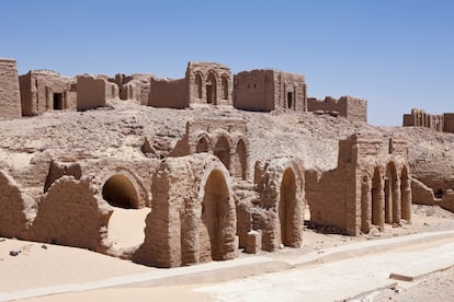 Necropolis of the El Bagawat cemetery in the Charga oasis.