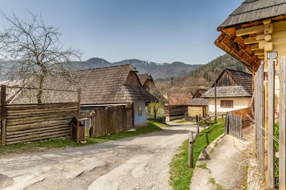 La idea medieval de Vlkolínec, Patrimonio de la Humanidad por la UNESCO.