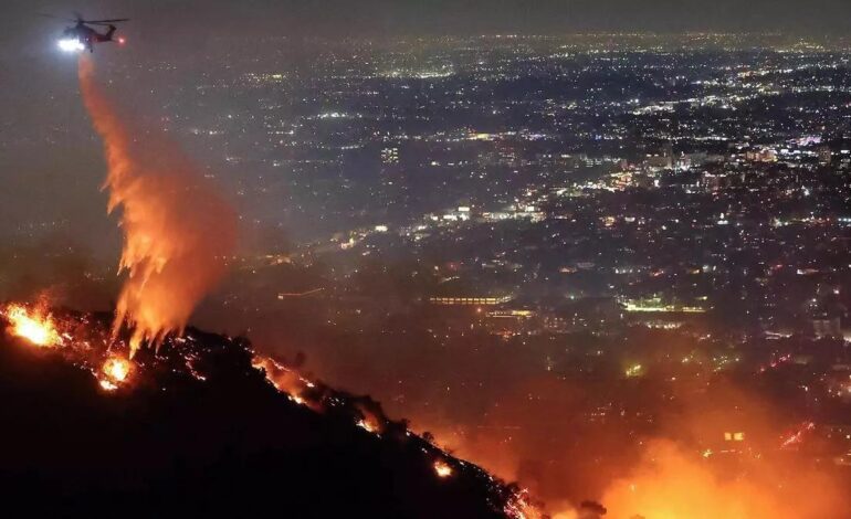 Los Ángeles no consigue controlar los incendios que la asedian