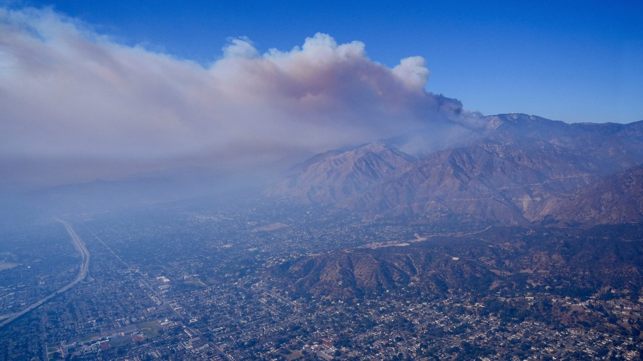 ¿Qué son los Vientos de Santa Ana y qué papel han jugado en los incendios de Los Ángeles?