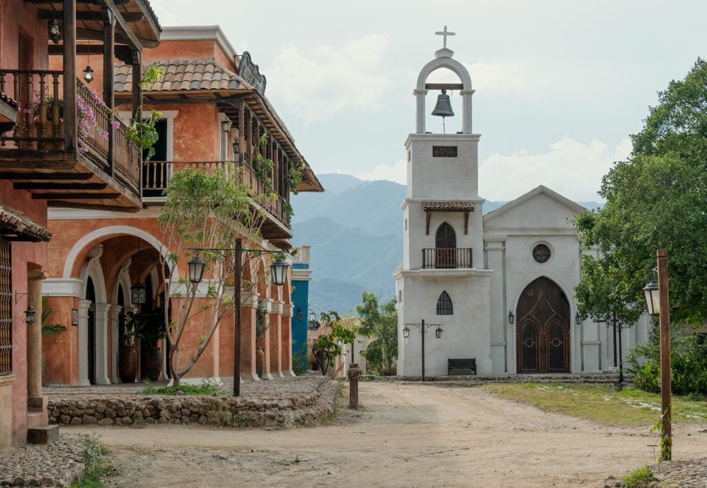 enmarcar cien años de soledad