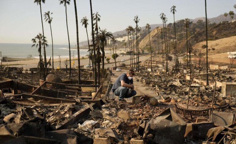 Los incendios de Los Ángeles ya son el desastre natural más costoso económicamente de la historia de EEUU