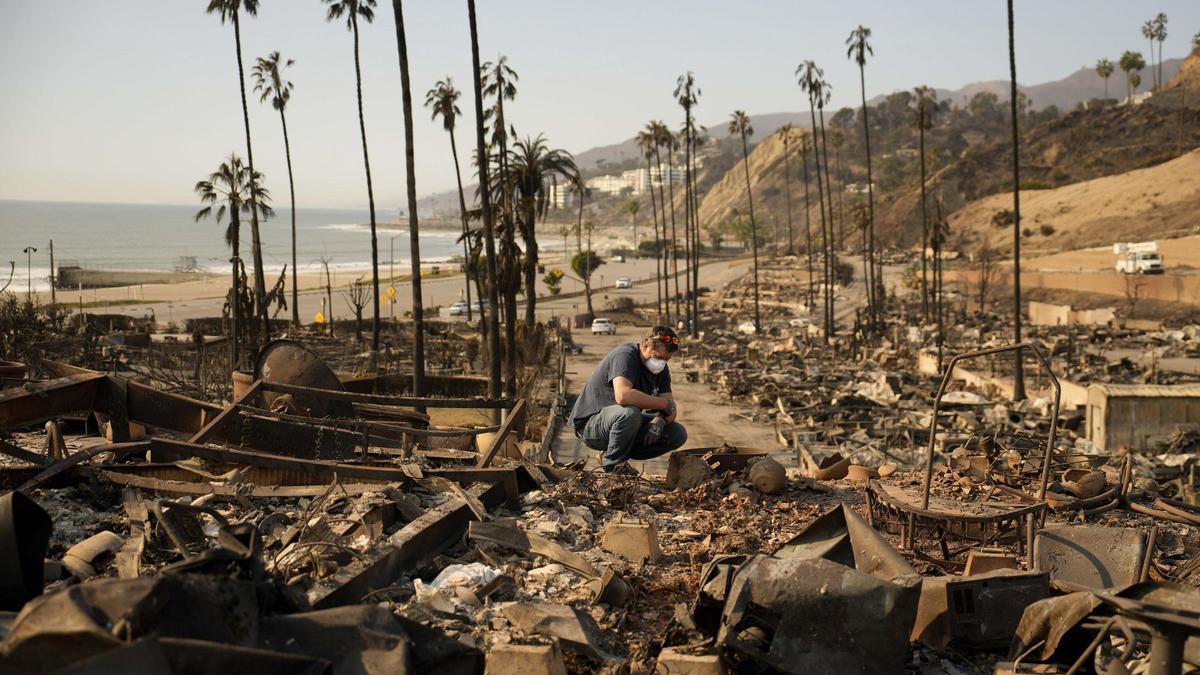 Los incendios de Los Ángeles ya son el desastre natural más costoso económicamente de la historia de EEUU