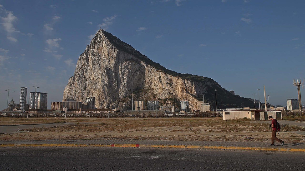 El día que los españoles «boicotearon» una encuesta británica sobre si Gibraltar debe ser español