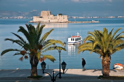 Bourtzi, la pequeña fortaleza veneciana de Nafplio.