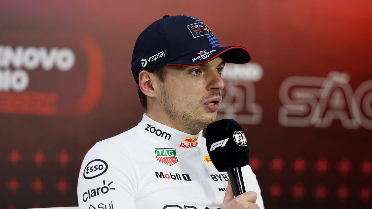 «fuentes de confianza» afirman que Aston Martin negocia con Verstappen