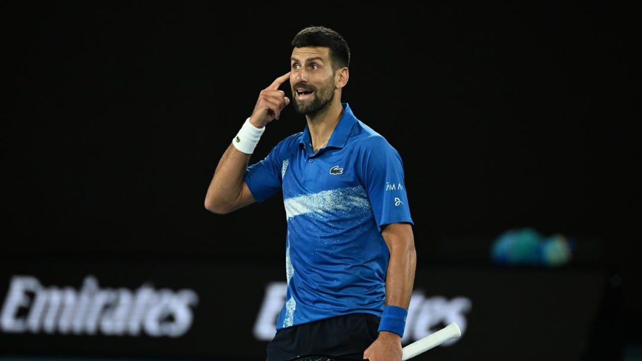 El tremendo enfado de Djokovic en su partido de octavos del Open de Australia: «Es lamentable…»