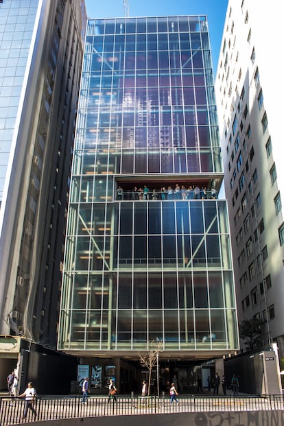 FACADE DU MORAROA SALLES Institut, en Paulista Avenue (São Paulo).