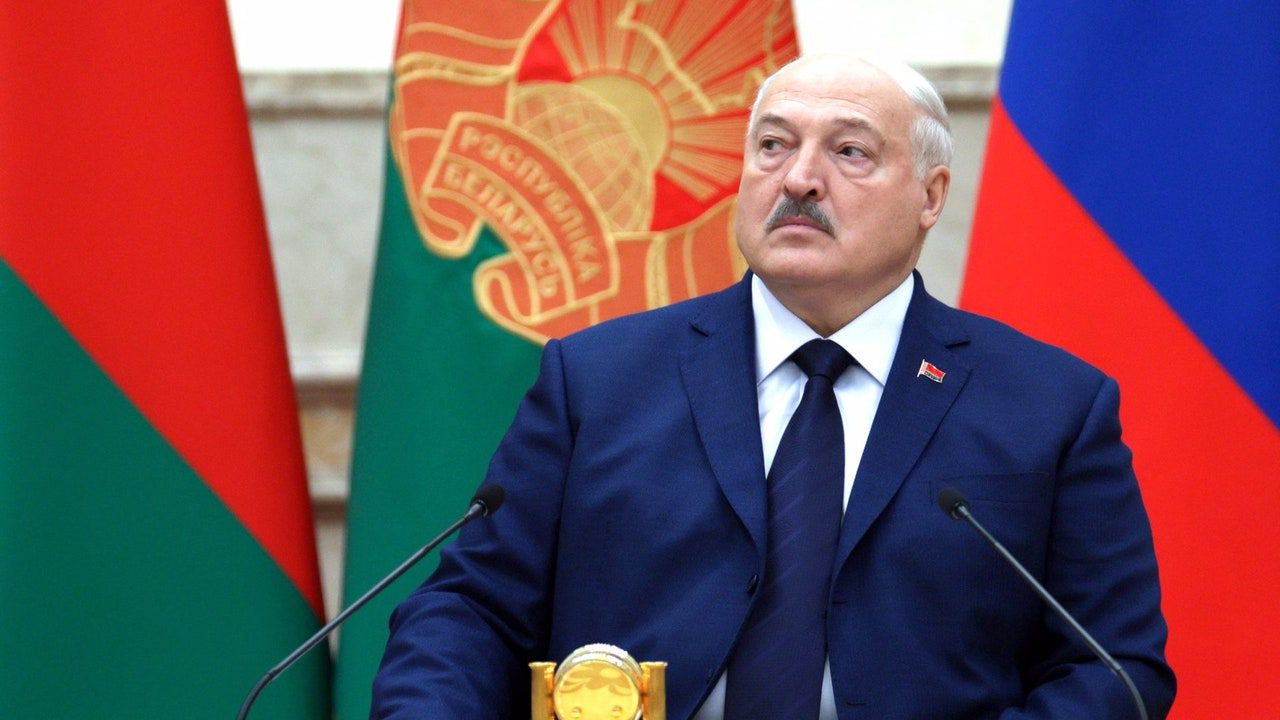 Bielorrusia vota hoy con la victoria asegurada del autoritario Lukashenko