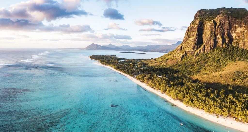 La montaña ‘Le Morne Brabant’, refugio de esclavos en los siglos XVIII y XIX, fue declarada ‘Patrimonio Cultural de la UNESCO’ en 2008