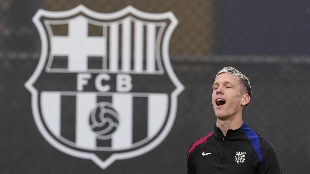 Dani Olmo, en el entrenamiento del Barça previo al estreno copero en Barbastro.