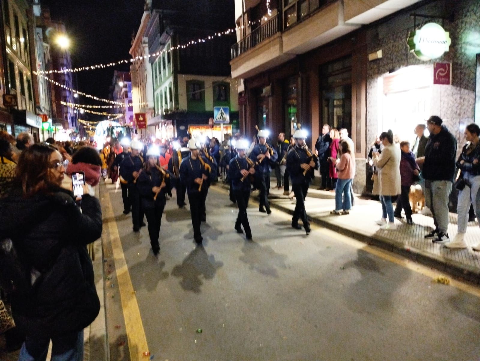 Así fueron las cabalgatas en Mieres y Langreo