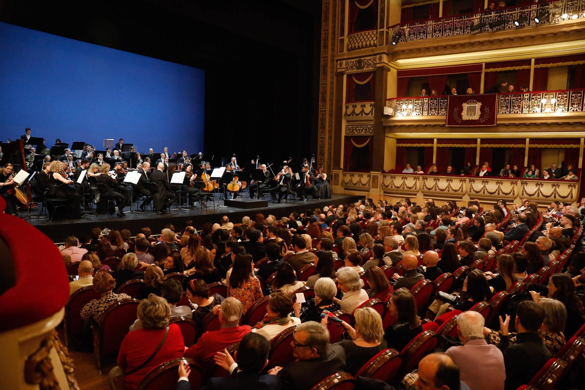 Así fue el concierto de Año Nuevo en el Teatro Campoamor de Oviedo