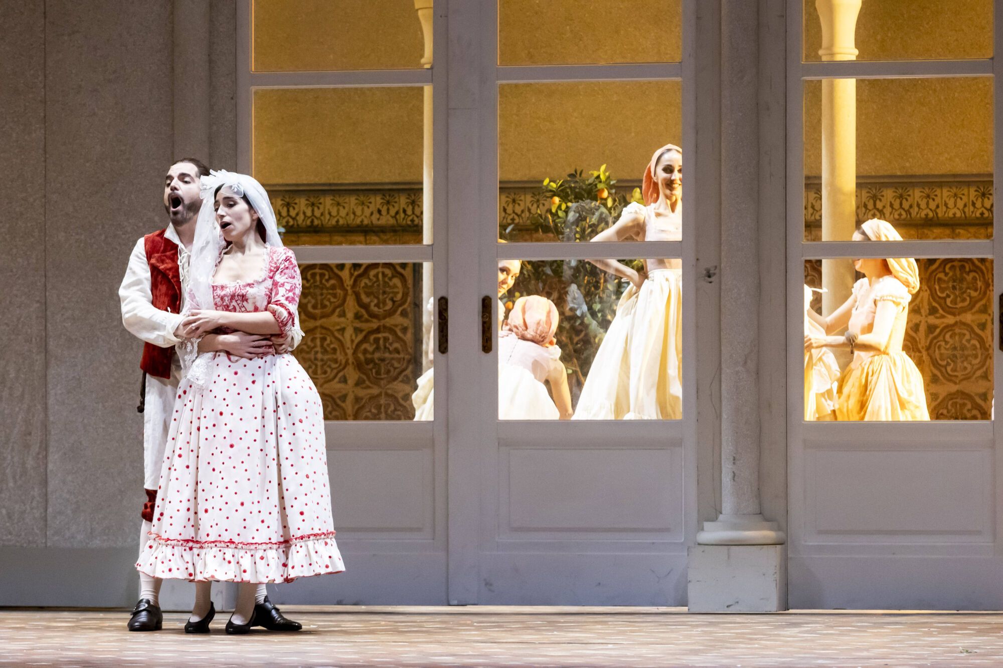 EN FOTOS: Ensayo en el Campoamor de la ópera "Las bodas de Fígaro"