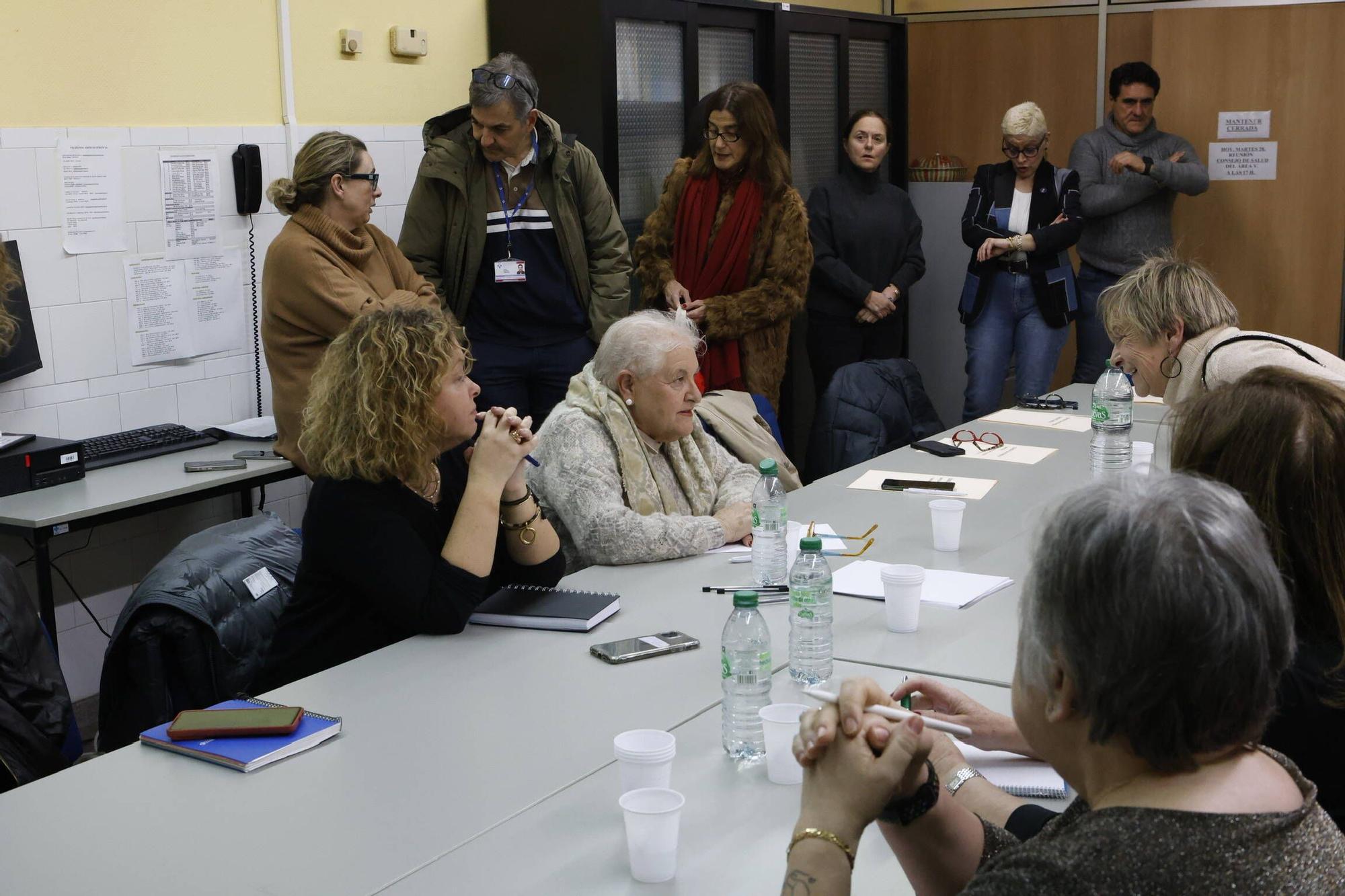 El Consejo de Salud celebrado en Gijón después del paro de la expansión de Cabueñes, en imágenes