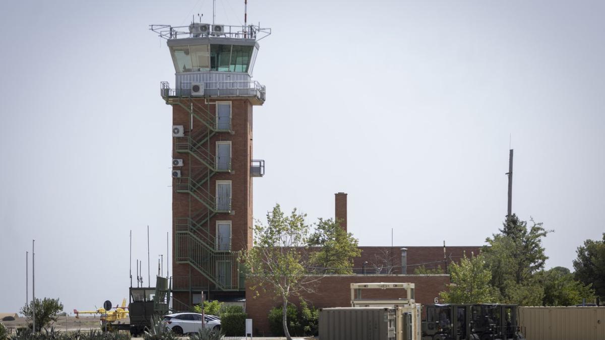 La Base Aérea de Zaragoza recibió dos vuelos con migrantes llegados de Canarias esta Navidad