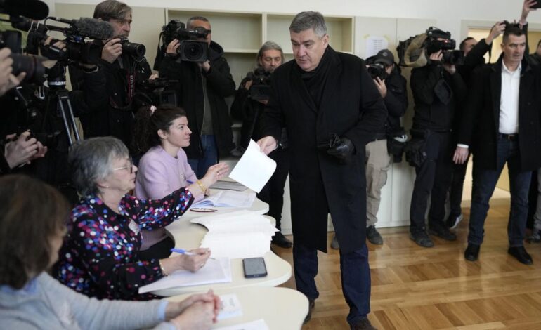 Comienza la segunda vuelta de las elecciones presidenciales en Croacia