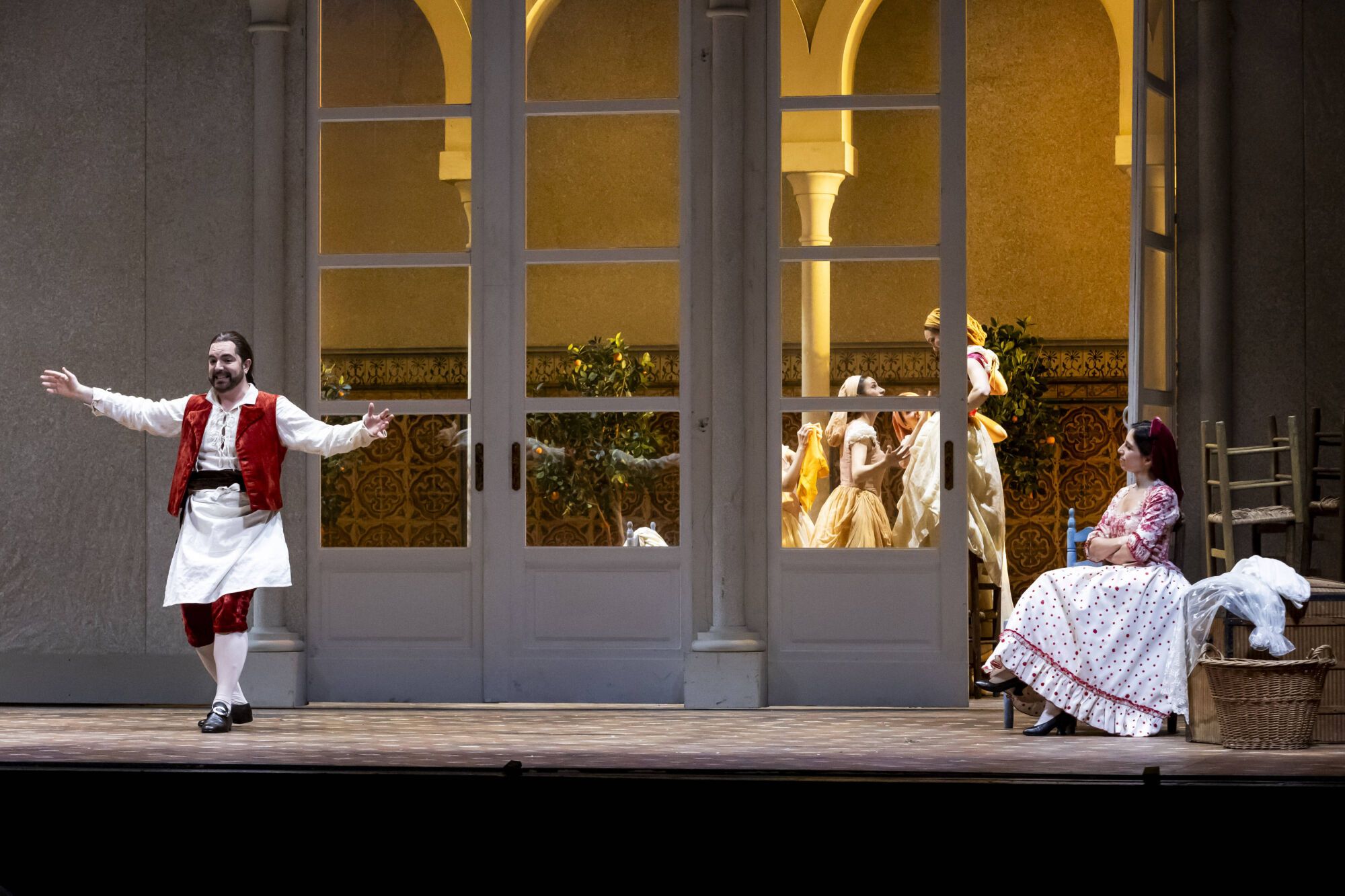 EN FOTOS: Ensayo en el Campoamor de la ópera "Las bodas de Fígaro"