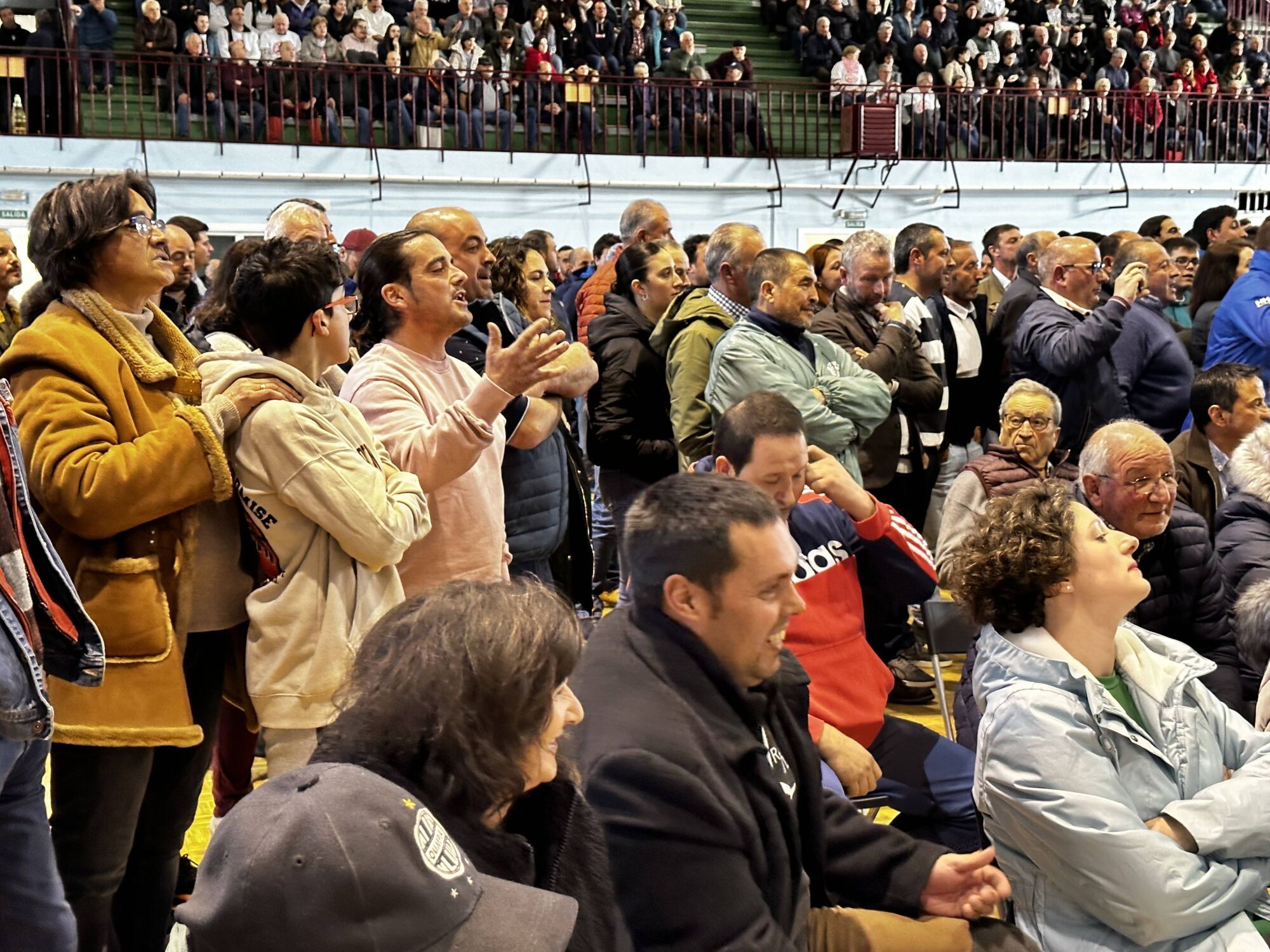 EN FOTOS: Tensión entre ganaderos y el Principado en Tineo por las medidas contra la tuberculosis bovina