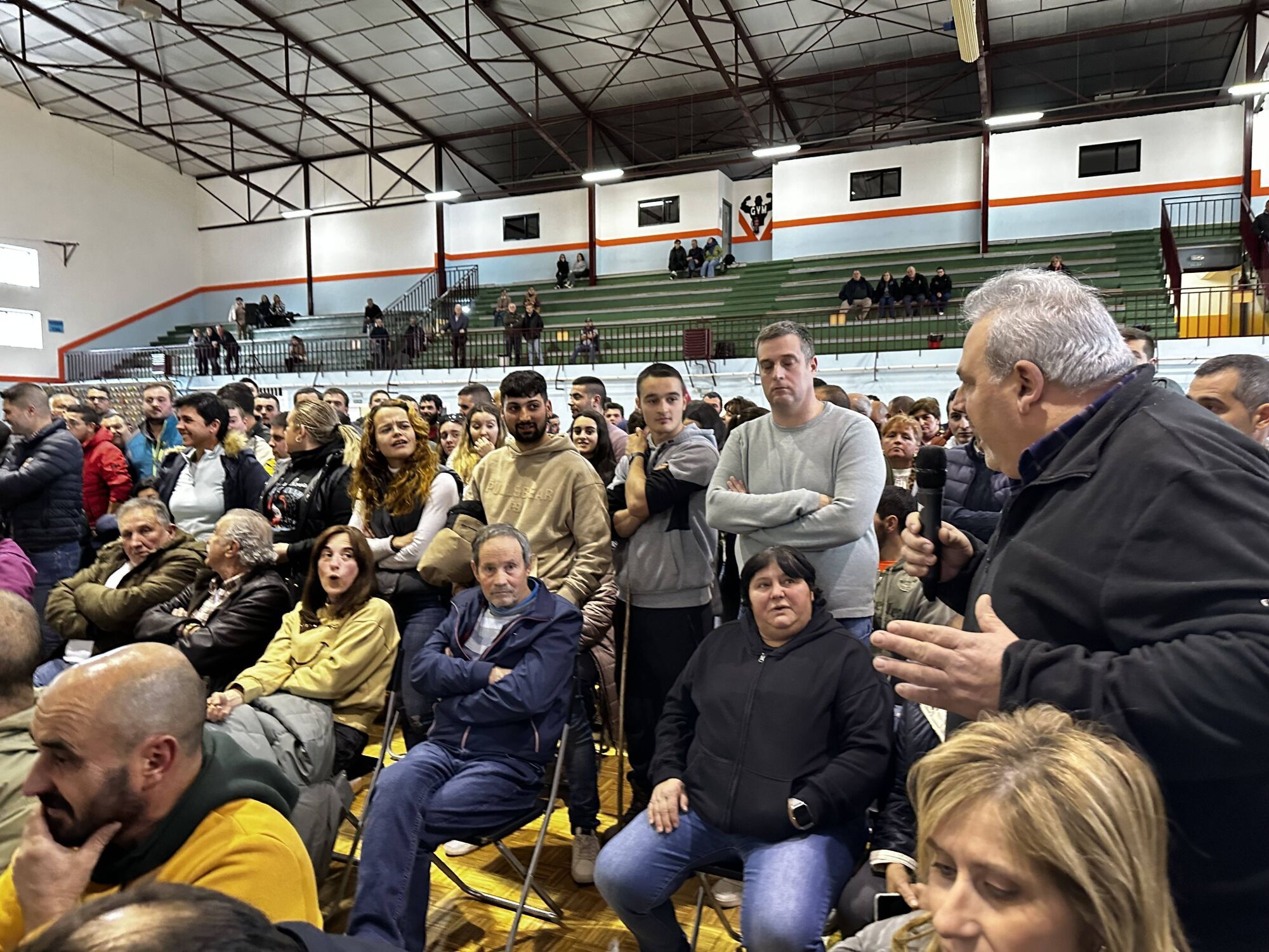 EN FOTOS: Tensión entre ganaderos y el Principado en Tineo por las medidas contra la tuberculosis bovina