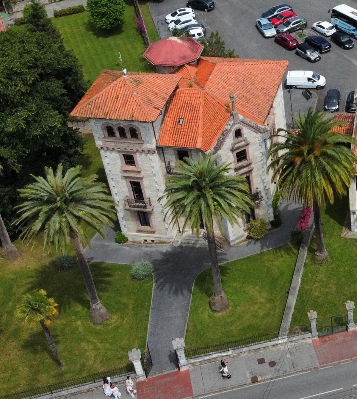 Una vista aérea de la intrincada planta de la Casa de Piedra