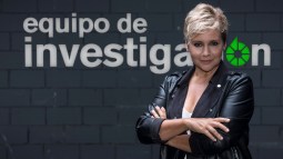 Gloria Serra en el equipo de investigación