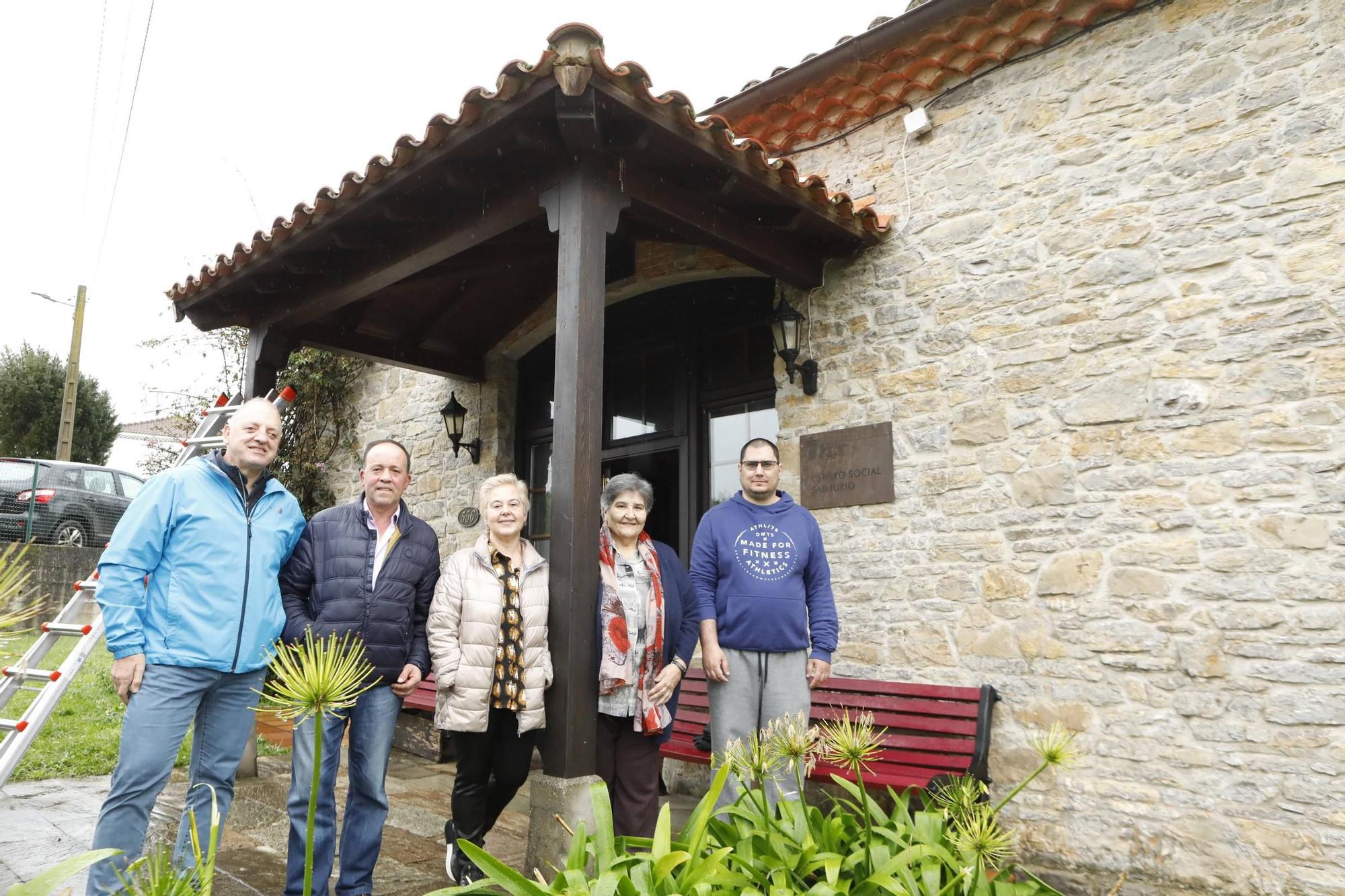 De barrios a parroquias: Santurio