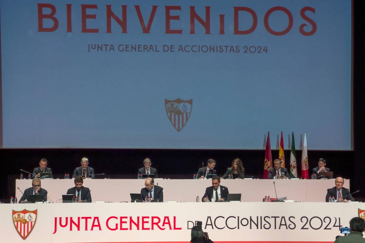 Las cuentas del Sevilla, aprobadas tres años después