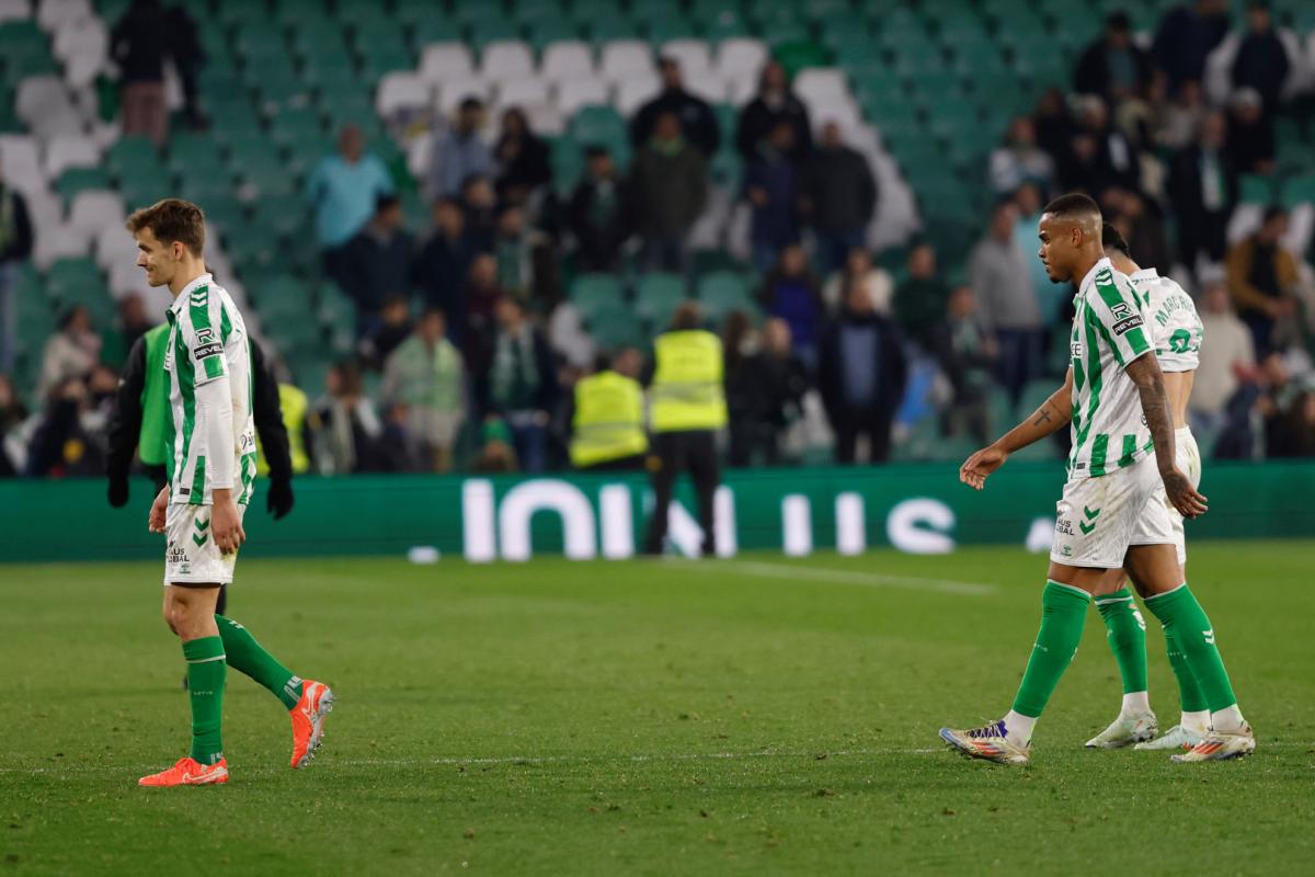 El Betis se instala en la ansiedad