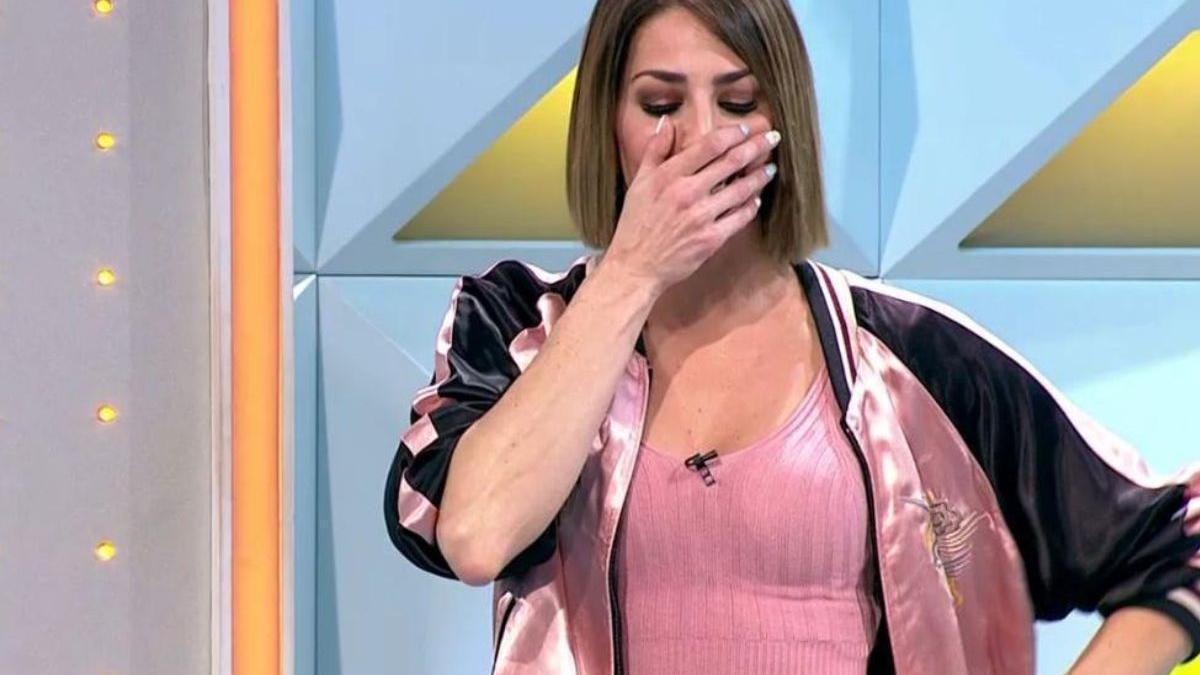 ADIÓS LAURA MOURE | La presentadora de La ruleta de la suerte rompe su silencio sobre lo ocurrido y sentencia al equipo: «Un mal momento»