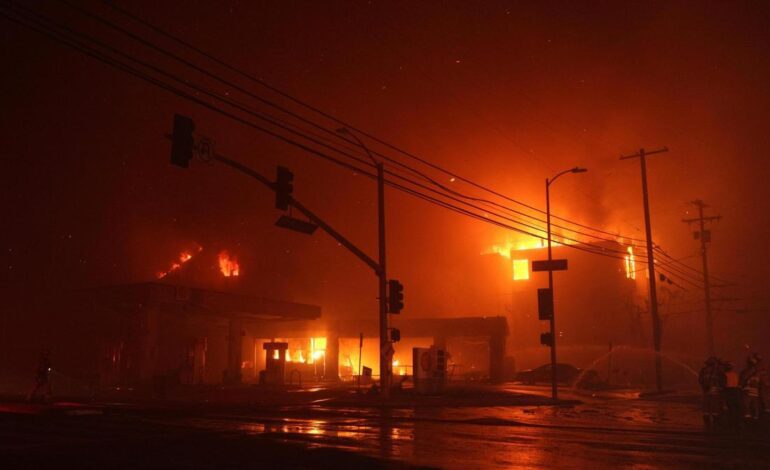 Incendio en Los Ángeles, hoy en directo: última hora de los fuegos en California, Pacífic Palisades y Hollywood