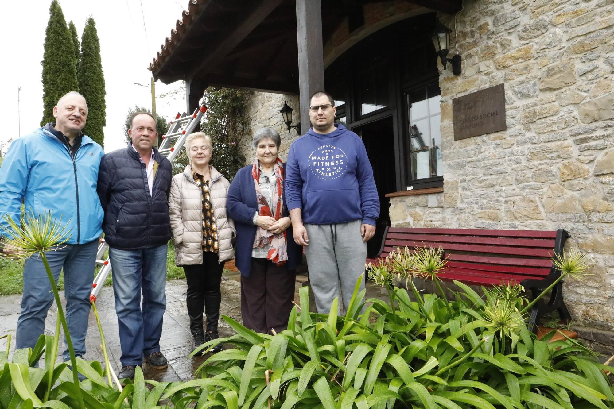 De barrios a parroquias: Santurio