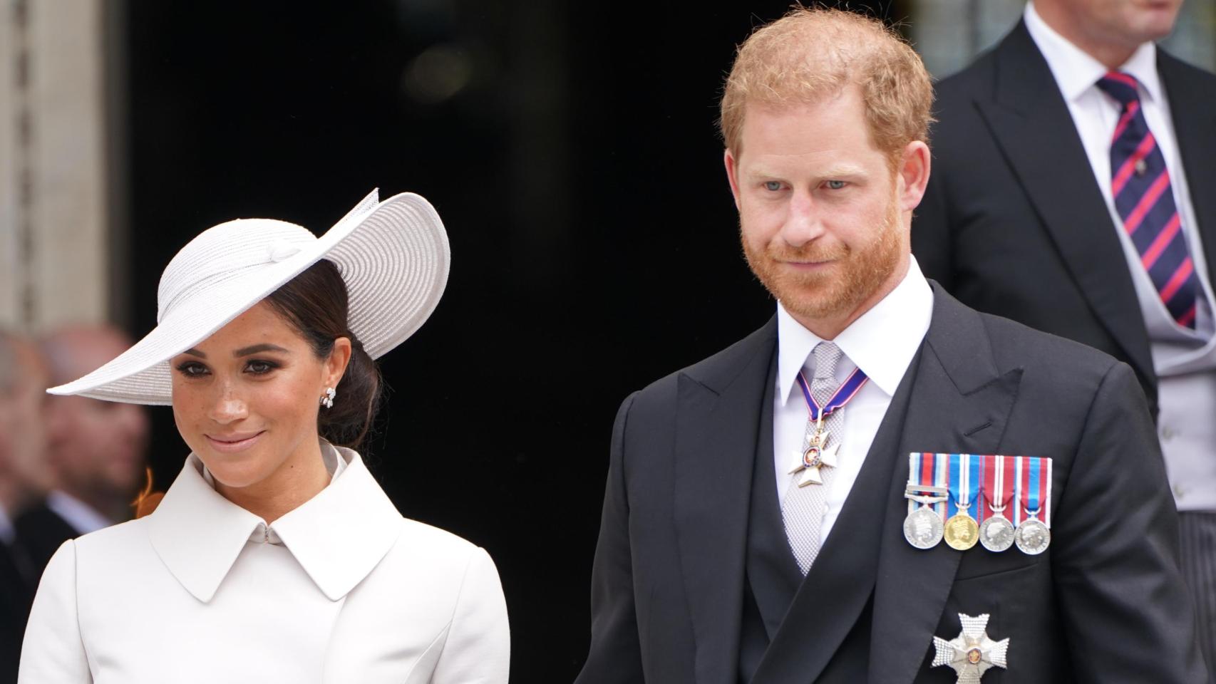 Harry y Meghan, amenazados por los devastadores incendios de Los Ángeles, ofrecen su ayuda a los miles de afectados