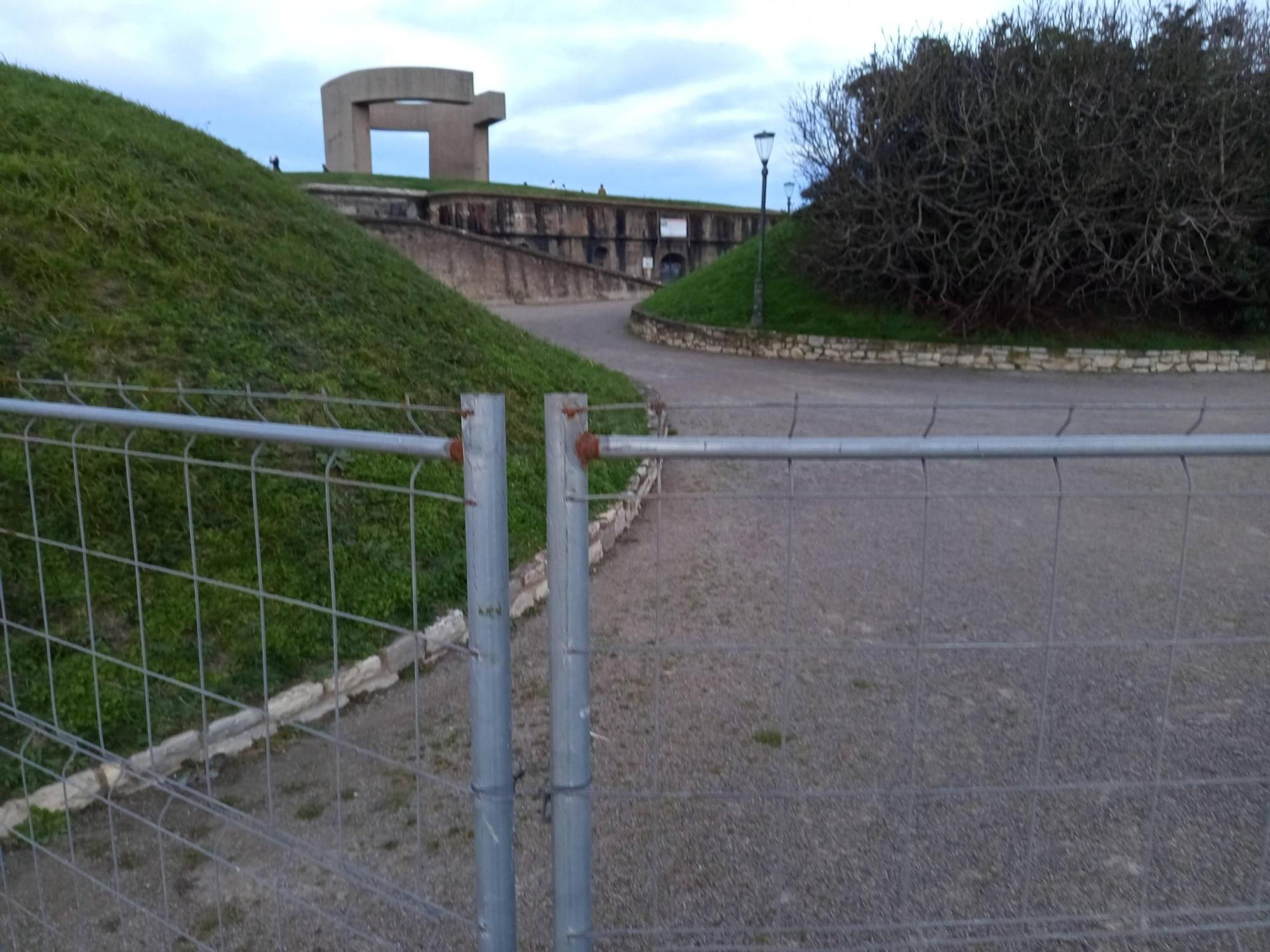 El cerro Santa Catalina, cercado para el inicio de las obras (en imágenes)