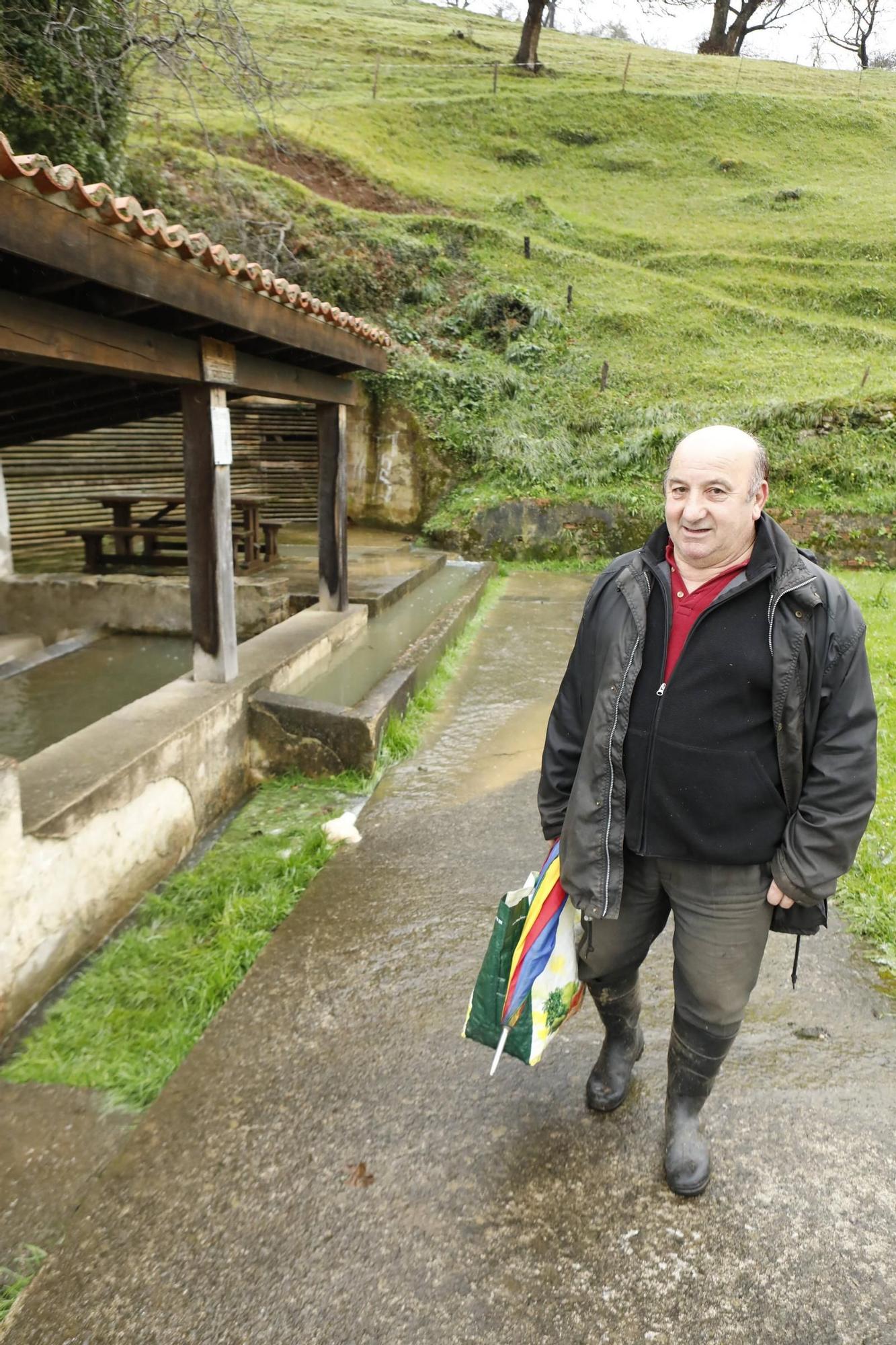 De barrios a parroquias: Santurio