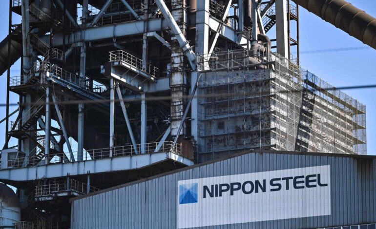 Nippon Steel y US Steel denuncian el bloqueo de Biden a su operación de compraventa