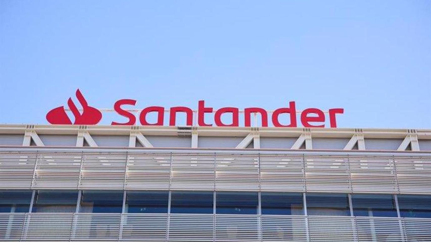 Santander elimina la figura de los jefes regionales y cambia a sus consejeros delegados de Estados Unidos y Chile