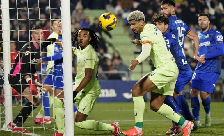 El Barça no se escapa de la telaraña del Getafe y saca un empate insuficiente para acechar el liderato de La Liga