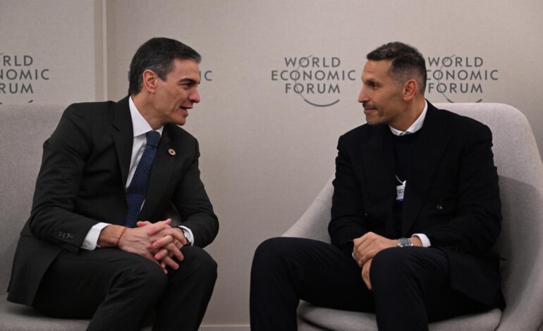 Sánchez reivindica España como destino «privilegiado» de inversión en sus reuniones con directivos mundiales en Davos