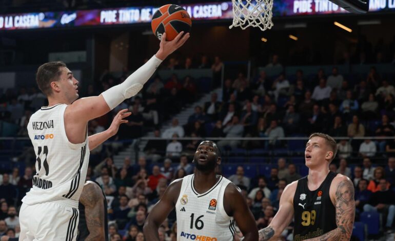 Mario Hezonja devuelve la sonrisa al Real Madrid en la Euroliga con un triple en el último segundo ante Baskonia