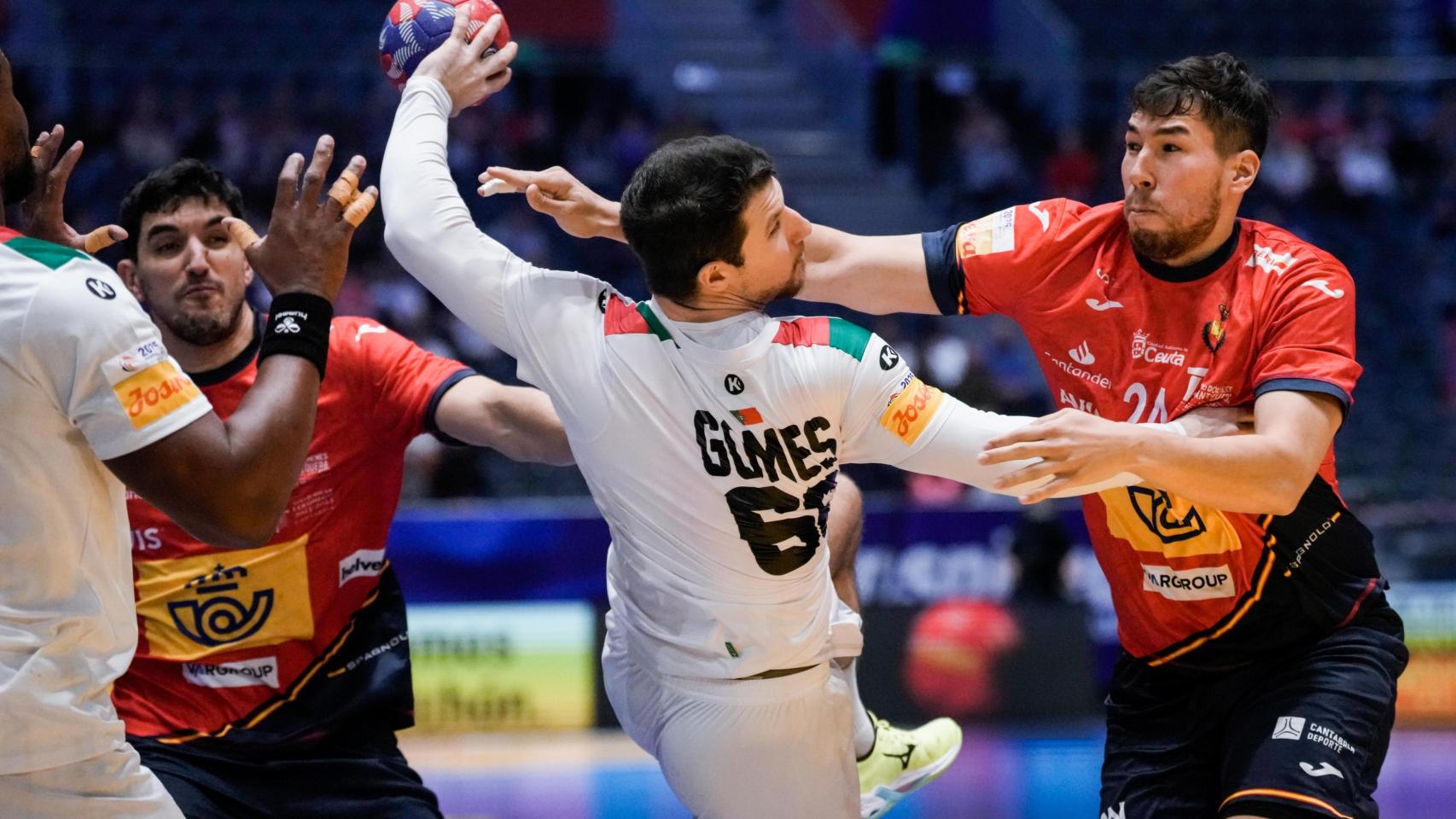 Los ‘Hispanos’ se despiden del Mundial de balonmano tras perder ante Portugal en el tercer partido de la segunda fase