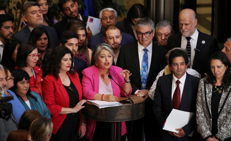 El Parlamento de Chile aprueba la reforma de las pensiones de Gabriel Boric que incluye la creación de un seguro social