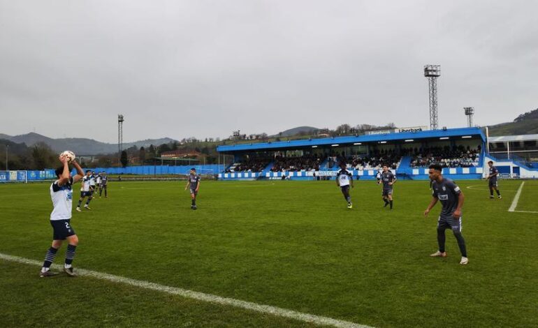 tarde de fútbol en el estadio moscón