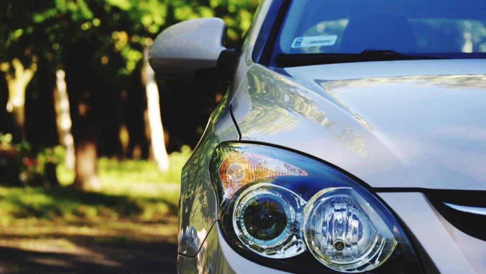 Ni Aurgi, ni Norauto, ni FeuVert… LIDL tiene el kit para pulir los faros de tu coche por menos de 10 euros