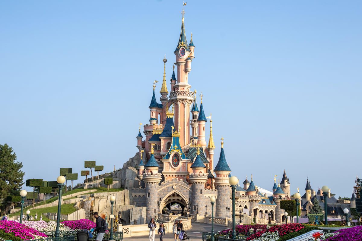 Los mejores consejos para visitar Disneyland París | Escapadas por Europa | El Viajero