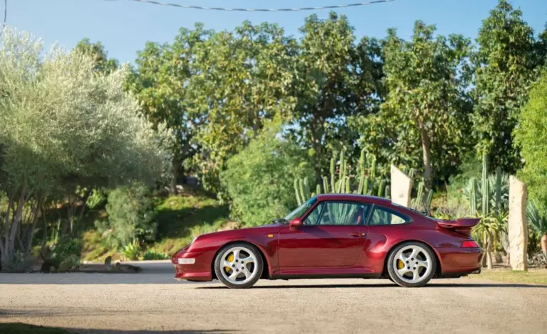 Este Porsche 911 Turbo S 993 es el rey de los 911 air cooled