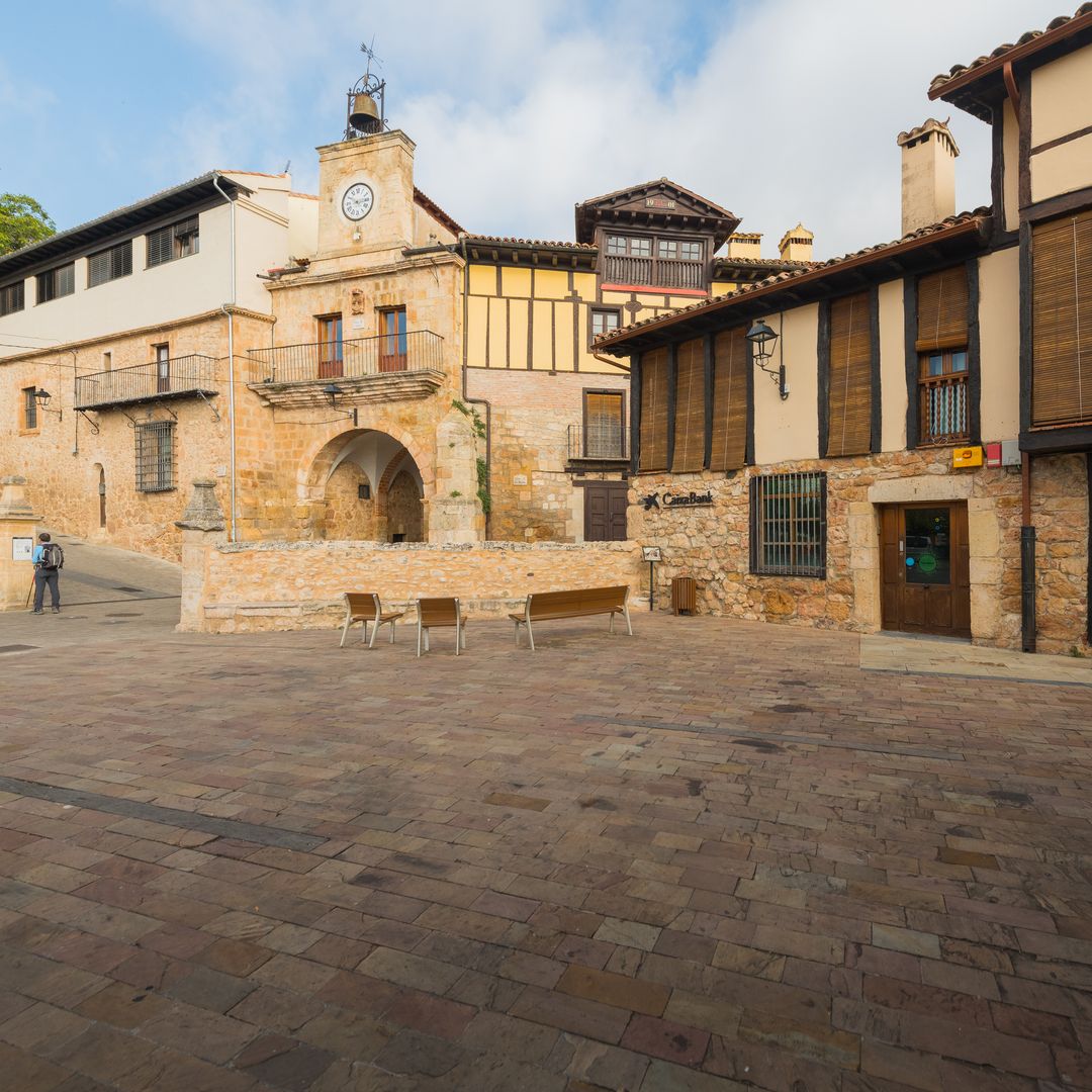 Plaza de Poza de la Sal, el pueblo de Burgos que en 2025 será uno de los pueblos más bonitos de España