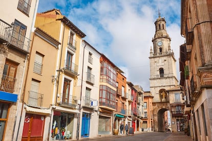 La torre del reloj, ubicada en el recinto cerrado de Toro (Zamora).